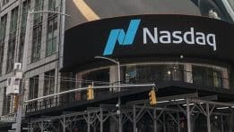 SKN | Nasdaq 100 Advances Toward Record Territory as Big Tech Leadership Stays Intact