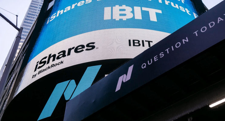 SKN | iShares Bitcoin Trust ETF Holds Steady as Volatility Eases and Investors Reassess Crypto Exposure