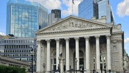 SKN | Can the FTSE 100 Sustain Its Momentum After the 10,000 Milestone?