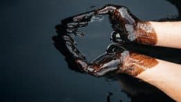 SKN | Oil Prices Edge Higher as Geopolitical Risk and Asian Demand Return to Focus