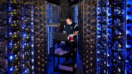 SKN | Is the AI Boom a Bubble Waiting to Pop, or the Early Stages of a Market Transformation?