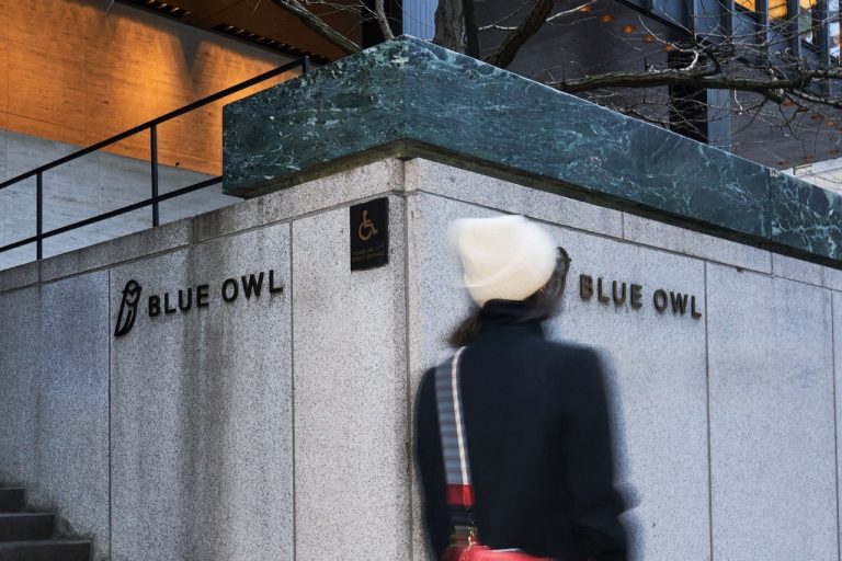 SKN | Blue Owl’s Moves Rattle Private Credit: Is the Boom Facing Its First Real Stress Test?