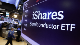 SKN | Is It Time to Be Selective in Semiconductors? One ETF to Buy and One to Avoid in 2026