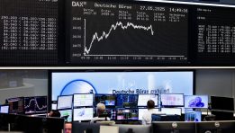SKN | Europe Closes Mixed on February 26: Paris Outperforms as Broader Indices Slip