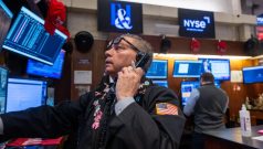 SKN | U.S. Markets Push Higher as Risk Appetite Improves While Volatility Cools