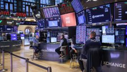 SKN | US Markets Advance as Large Caps Hold Firm While Volatility and Small-Cap Weakness Persist