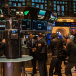 SKN | U.S. Stocks Trade Mixed as VIXS Jumps Above 20: Calm Before a Broader Volatility Spike?