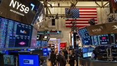 SKN | Will the Delayed U.S. Jobs Report Deliver a ‘Goldilocks’ Moment for Stocks?