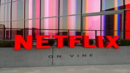 SKN | Can Netflix Raise Its Bid for Warner Bros as Paramount Escalates the Takeover Battle?