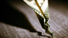 SKN | Stocks and Bonds Drift in Holiday-Thinned Trade: What the Muted Volatility Signals for Global Investors