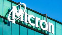 SKN | Why Did Micron Stock Fall Despite Blowout Earnings — And Is AI Growth Peaking?