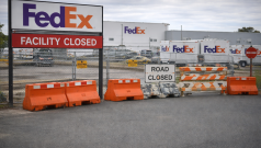 SKN | Is FedEx’s Network Overhaul a Strategic Win or a Warning Sign for U.S. Logistics?