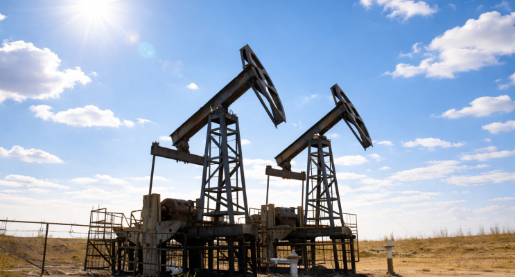 SKN | Oil Prices Surge Above $72: Is the Strait of Hormuz Crisis Triggering a New Energy Shock?