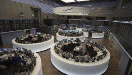 SKN | European Stocks Close Lower on March 5 as DAX and STOXX 50 Slide: Are Investors Turning Defensive Again?