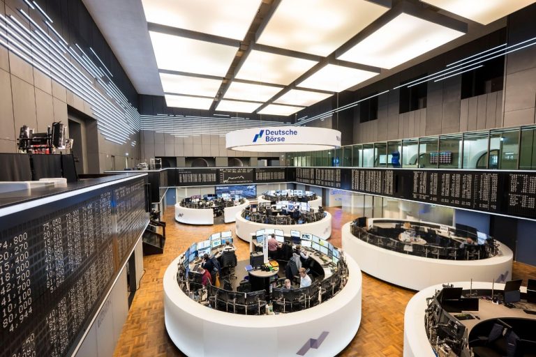 SKN | European Stocks Close Higher as Regional Indices Show Broad Market Strength