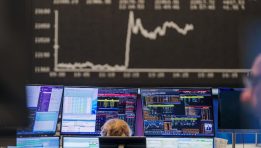 SKN | European Markets Close Higher as Equities Show Resilience Amid Currency Weakness