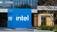 SKN | Intel Rebounds on AI Push, but Earnings Outlook Signals Ongoing Execution Challenges