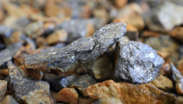 SKN | Mining Stocks Surge as Geopolitical Tensions and AI Demand Redefine Commodity Leadership