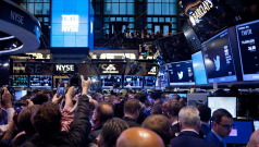 SKN | Markets Climb as Volatility Eases but Small Caps Signal Underlying Fragility