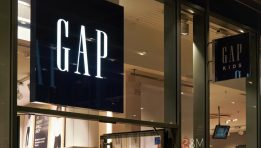 SKN | Can Gap’s Turnaround Hold? CEO Bets on Wealthier Shoppers as Stock Slides After Mixed Results