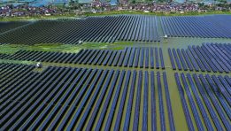 SKN | China’s Solar Surge Drives First Energy Emissions Dip in 2025 — A Turning Point for Global Carbon Trends?