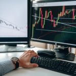 SKN | Navigating the Dow’s Weekly Contraction: Strategic Insights for Global Equities