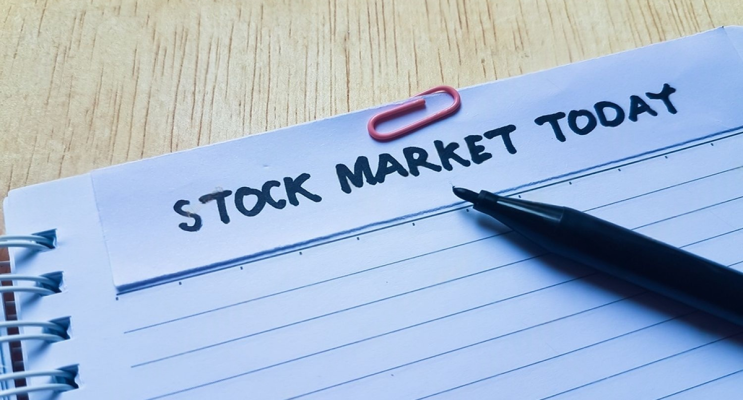 SKN | U.S. Stocks Extend Weekly Losses as $100 Oil Rekindles Global Inflation Concerns