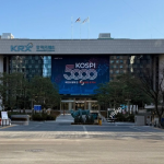 SKN | KOSPI Surges 4.13% Weekly to 6,475: Is the South Korean Benchmark Preparing for a Historic Breakout?