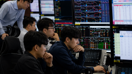 SKN | Why Are Asian Markets Falling Despite Wall Street’s Record Rally and Ceasefire Optimism?