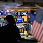 SKN | Why Are US Stock Futures Falling Despite Easing Oil Prices Amid Iran War Uncertainty?