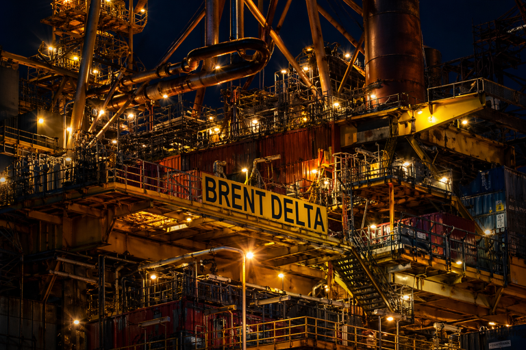 SKN | Why Is Brent Crude Climbing for a Fourth Straight Session as Iran Tensions Persist