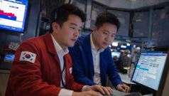 SKN | Asia Markets Open Mixed on April 03, 2026 as Nikkei Surges While Regional Weakness Deepens