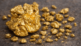 SKN | Gold Drops as Dollar Strengthens: Are Mining Stocks the Smarter Play Now?