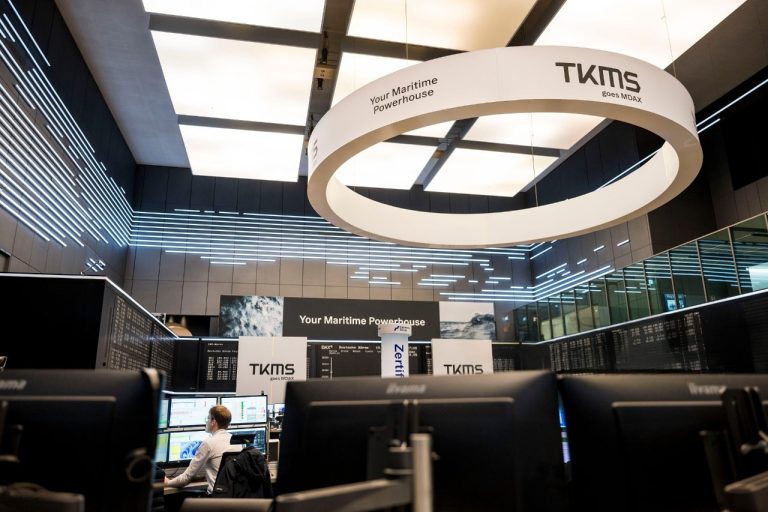 SKN | European Markets Mixed as Germany Leads Gains While Regional Benchmark Stalls