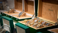 SKN | Rolex’s “Underwhelming” Releases Mask a Stronger Reality: Why the Luxury Giant Remains a Market Leader