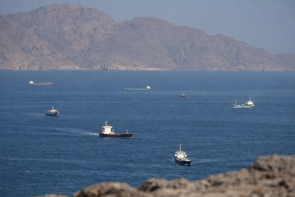 SKN | Strait of Hormuz Disruption Fears Rise After US Seizure of Iranian Vessel