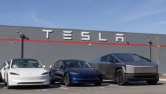 SKN | Tesla Valuation Debate Intensifies—Is It Too Late to Enter the EV Giant?