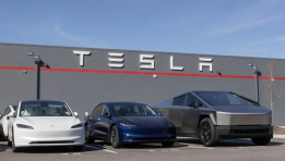 SKN | Tesla Valuation Debate Intensifies—Is It Too Late to Enter the EV Giant?
