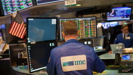 SKN | U.S. Markets Show Mixed Momentum as Dollar Weakens and Volatility Eases