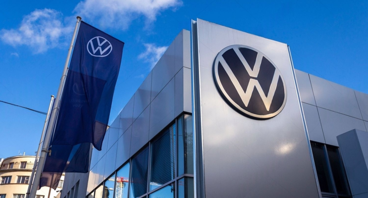 SKN | Volkswagen Pushes Cheaper EVs to Compete with Chinese Automakers—Can It Regain Market Share?