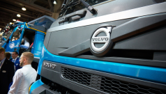 SKN | Volvo’s New VNR Launch Targets Aging US Truck Fleet: Replacement Cycle Gaining Momentum?