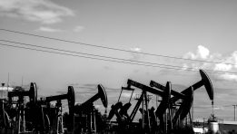 SKN | Crude Oil Plunges 13.4% in a Volatile Week: Are Energy Markets Finally Cooling Down?