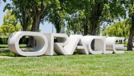 SKN | Is Oracle’s Layoff Strategy a Smart AI Pivot—or a Sign of Mounting Pressure?