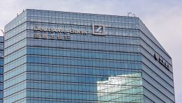 SKN | China Emerges as Energy “Winner” in Global Conflict, Deutsche Bank Says