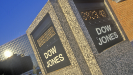 SKN | Dow Jones Holds Near Record Levels as Investors Weigh Economic Outlook and Market Valuations