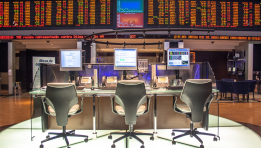 SKN | Wall Street Pulls Back as Rising Volatility and Stronger Dollar Pressure Equities