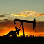 SKN | Oil Prices Edge Lower as Iran Ceasefire Uncertainty Grows While Trump Prepares China Visit