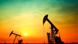 SKN | Why Are Dow Futures Falling as Oil Prices Surge and Nvidia Earnings Loom?