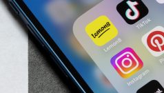 SKN | EU Targets TikTok and Instagram Over ‘Addictive Design’ Features for Children