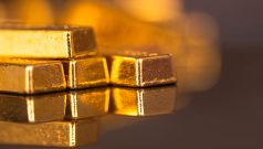 SKN | Gold Holds Steady as US–Iran Signals and Interest Rate Expectations Keep Markets on Edge